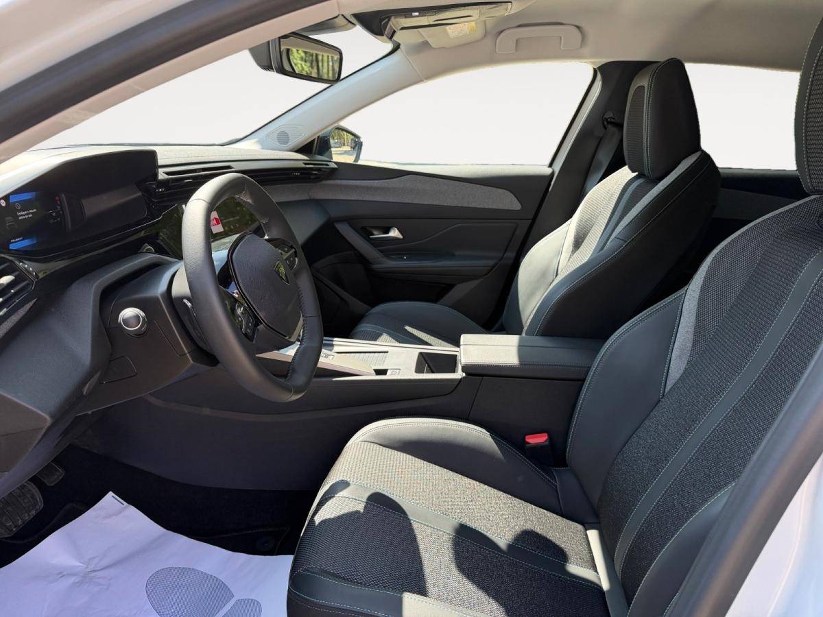 peugeot-308-2025-gasolina-1199cc