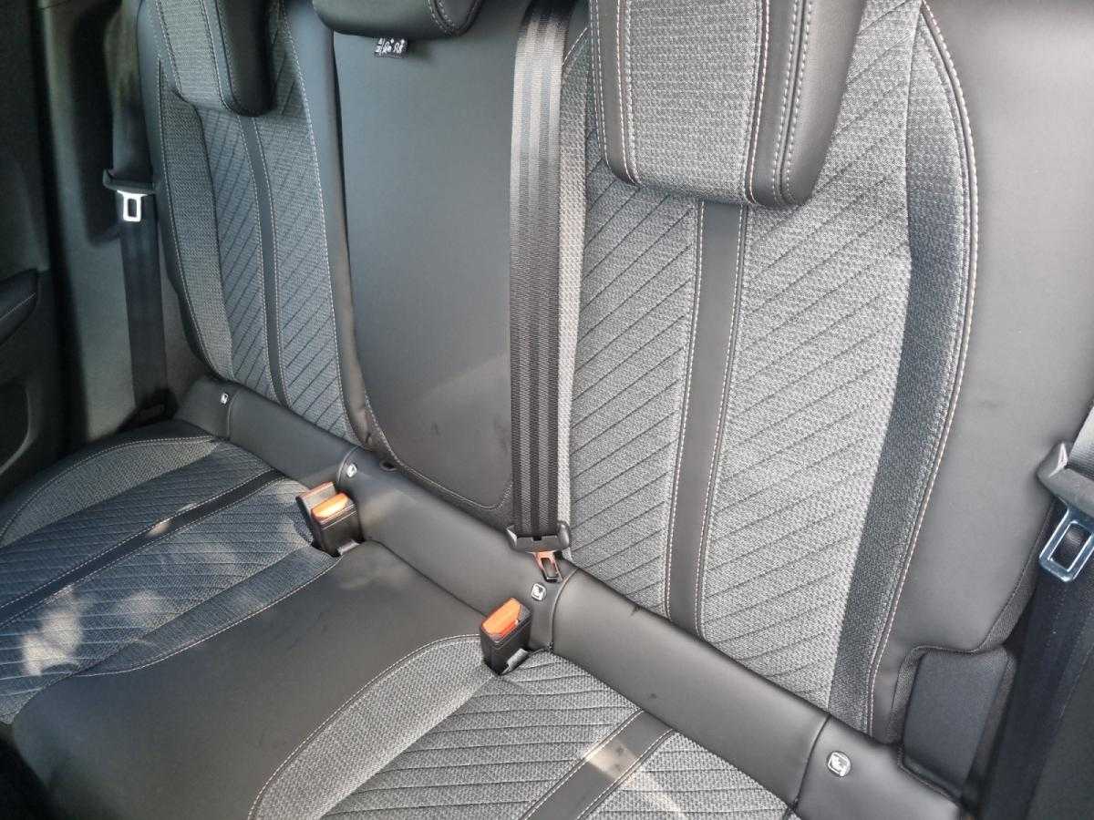 peugeot-2008-2025-hibrido-a-gasolina-1199cc