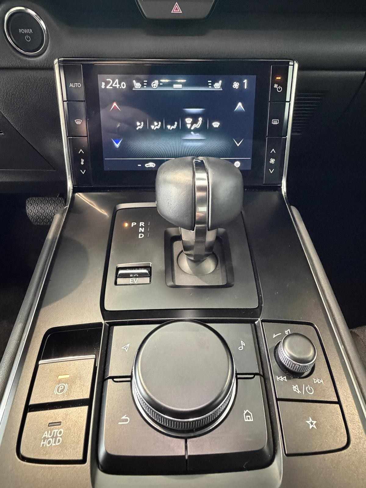 mazda-mx-30-2025-hibrido-a-gasolina-830cc