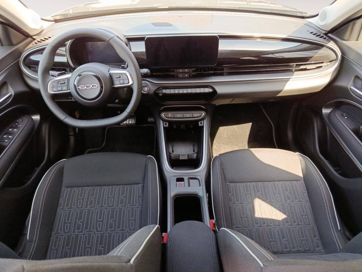 fiat-600-2025-gasolina-1199cc