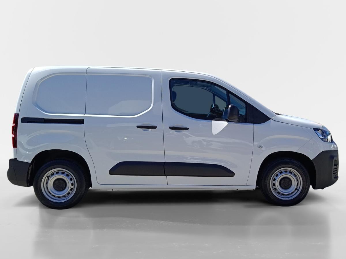 citroen-berlingo-2021-diesel-1499cc