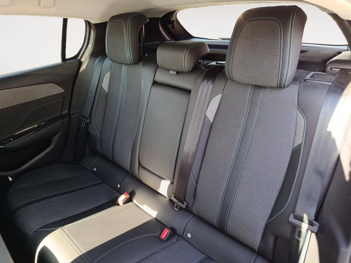 peugeot-308-2024-gasolina-1199cc