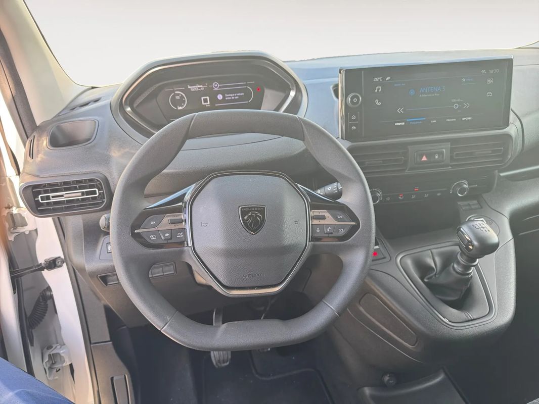 peugeot-partner-2024-diesel-1499cc