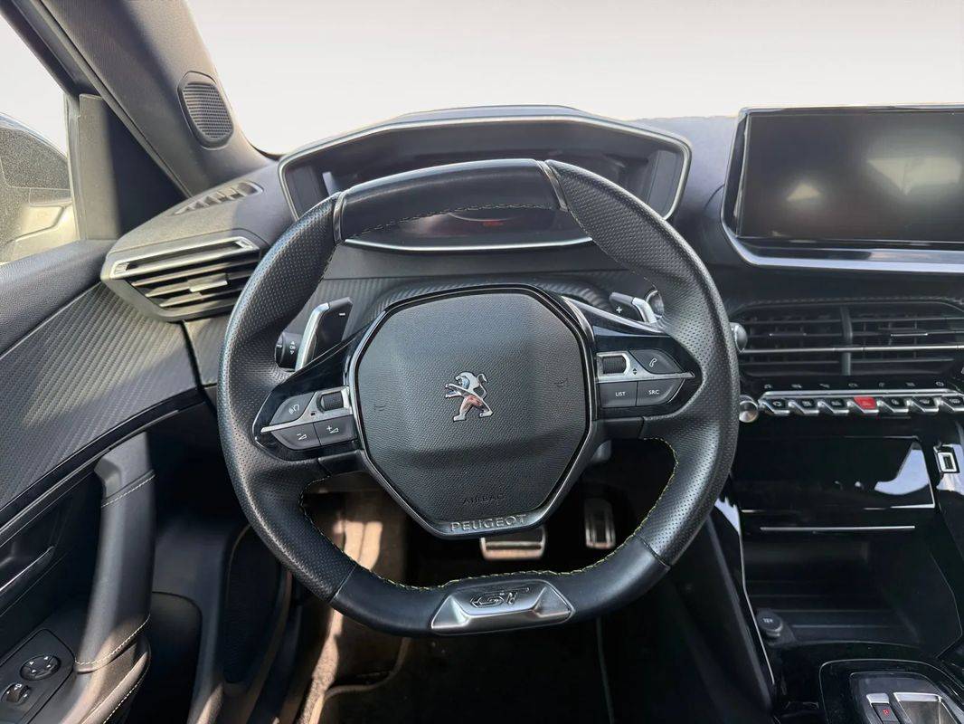 peugeot-2008-2023-diesel-1499cc