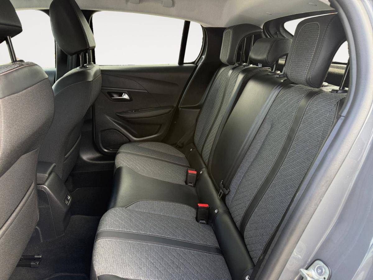peugeot-208-2025-hibrido-a-gasolina-1199cc