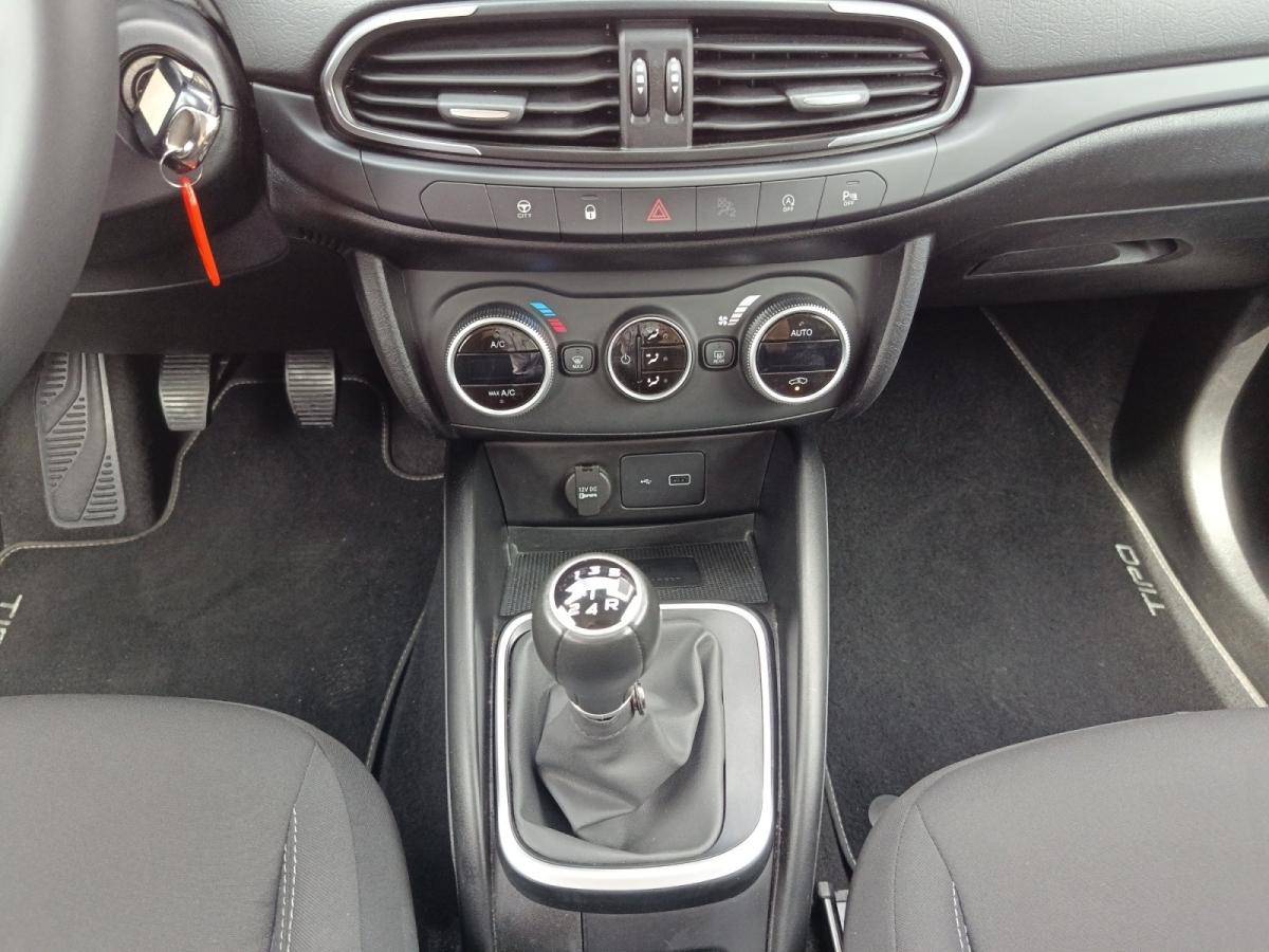 fiat-tipo-station-wagon-2023-gasolina-999cc