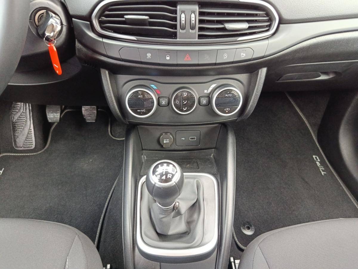 fiat-tipo-station-wagon-2023-gasolina-999cc