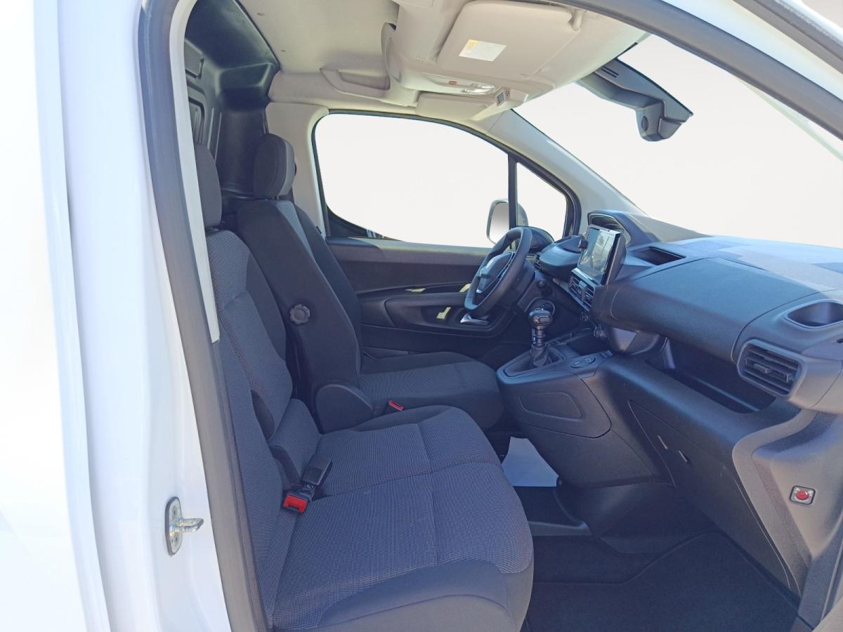 peugeot-partner-2025-diesel-1499cc