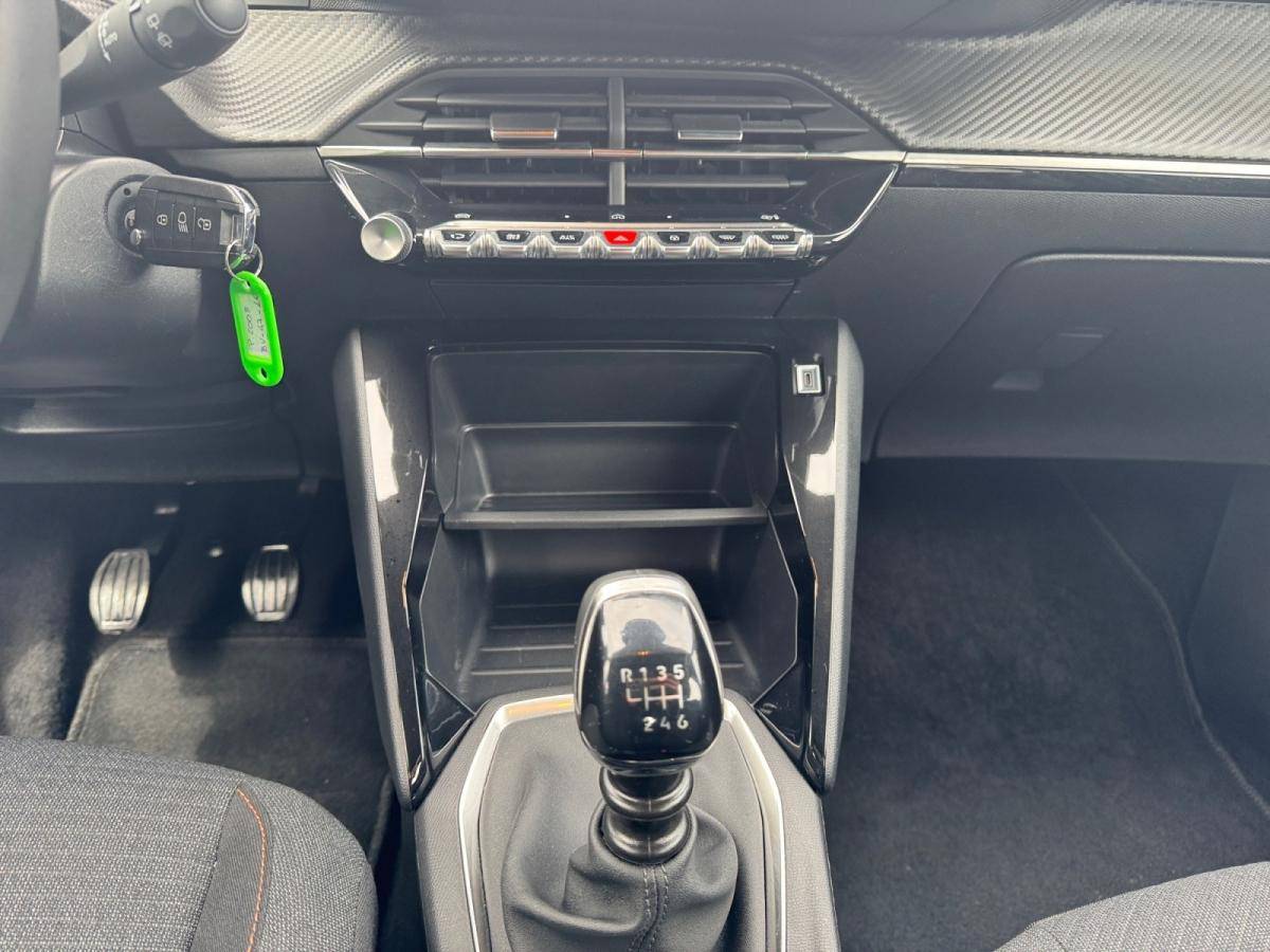 peugeot-2008-2025-gasolina-1199cc