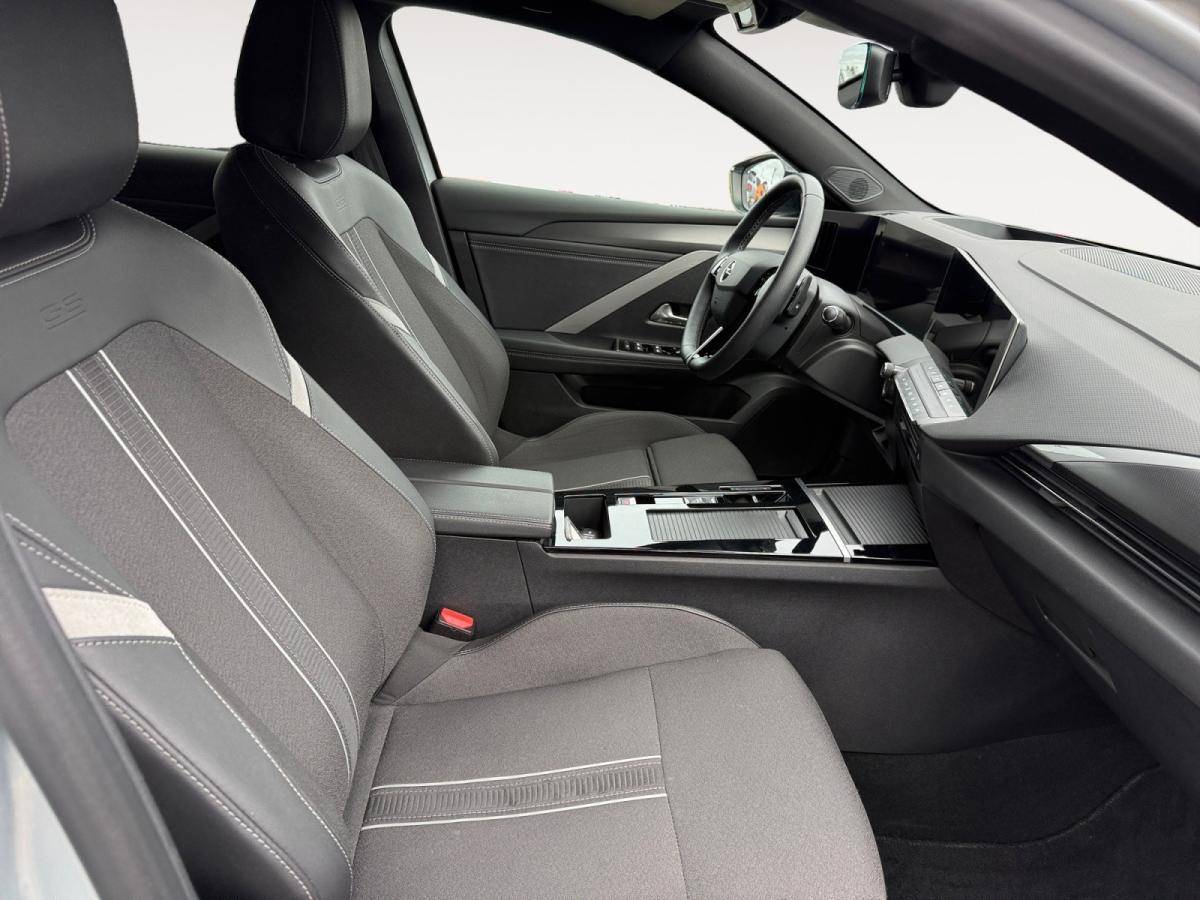 opel-astra-2025-gasolina-1199cc