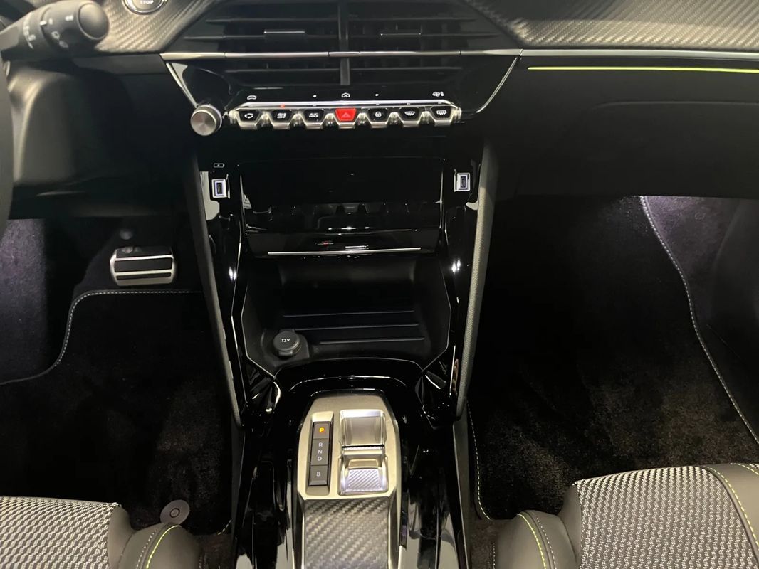 peugeot-2008-2025-eletrico-0cc