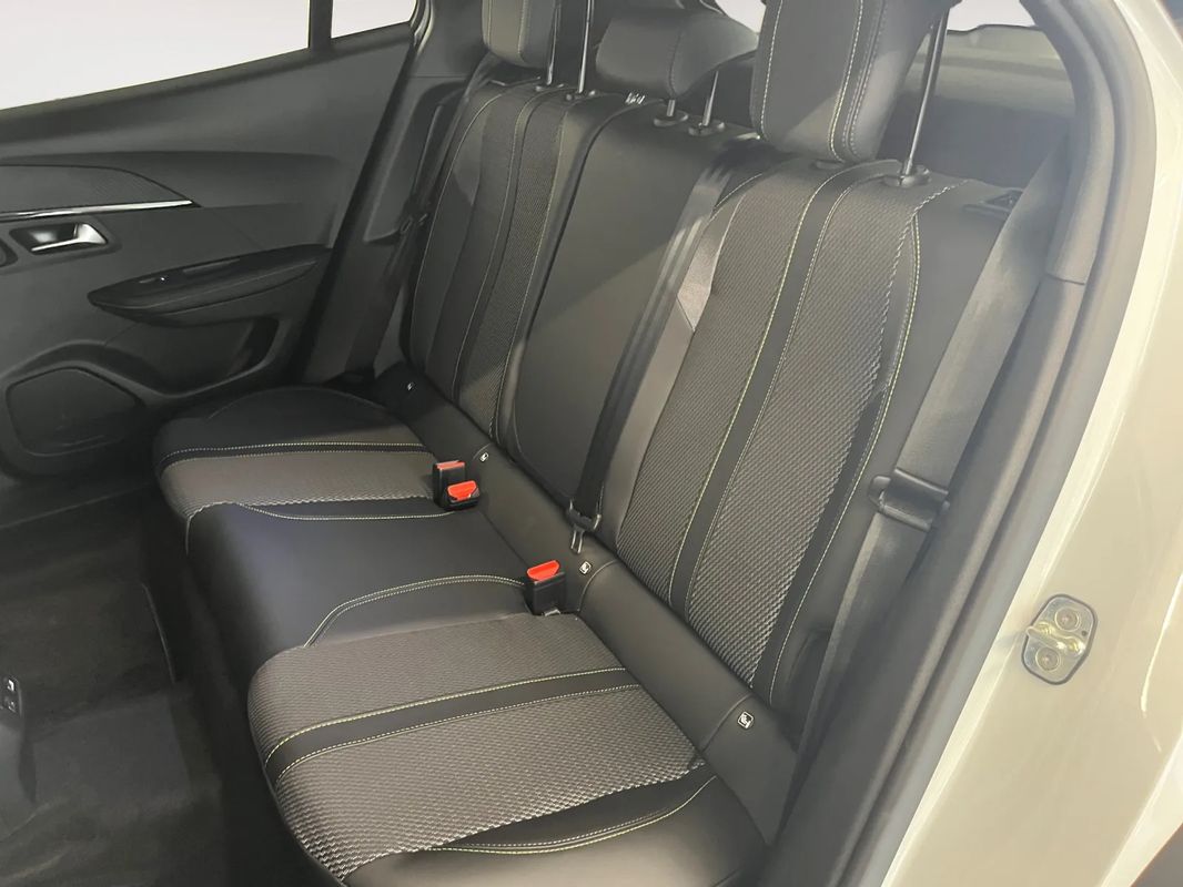 peugeot-2008-2025-eletrico-0cc