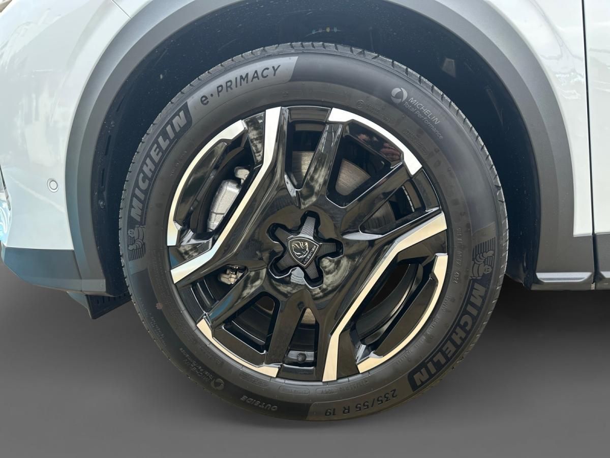 peugeot-e-3008-2025-eletrico-0cc