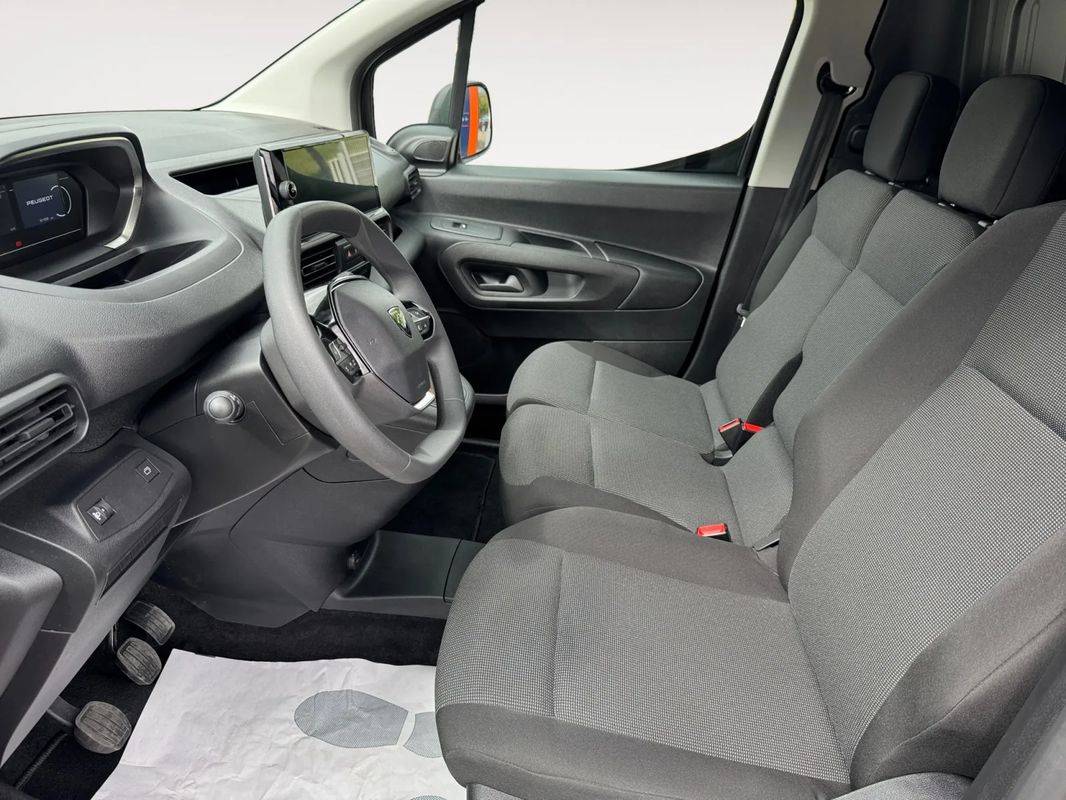 peugeot-partner-2024-diesel-1500cc