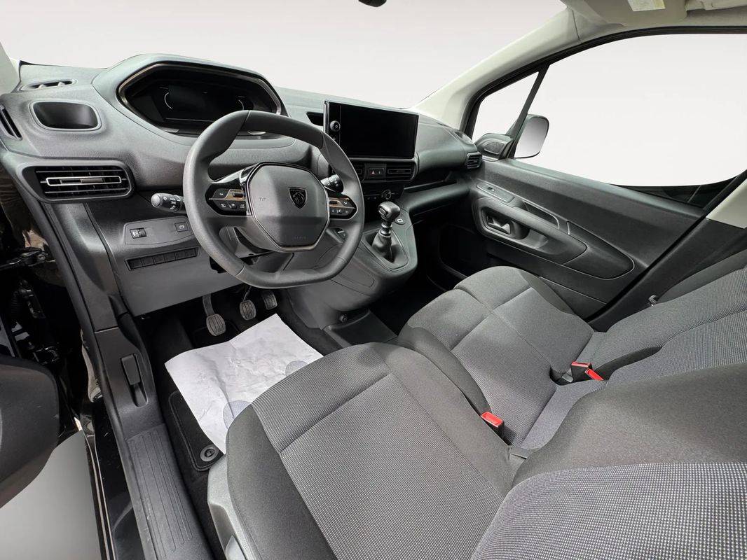 peugeot-partner-2024-diesel-1500cc