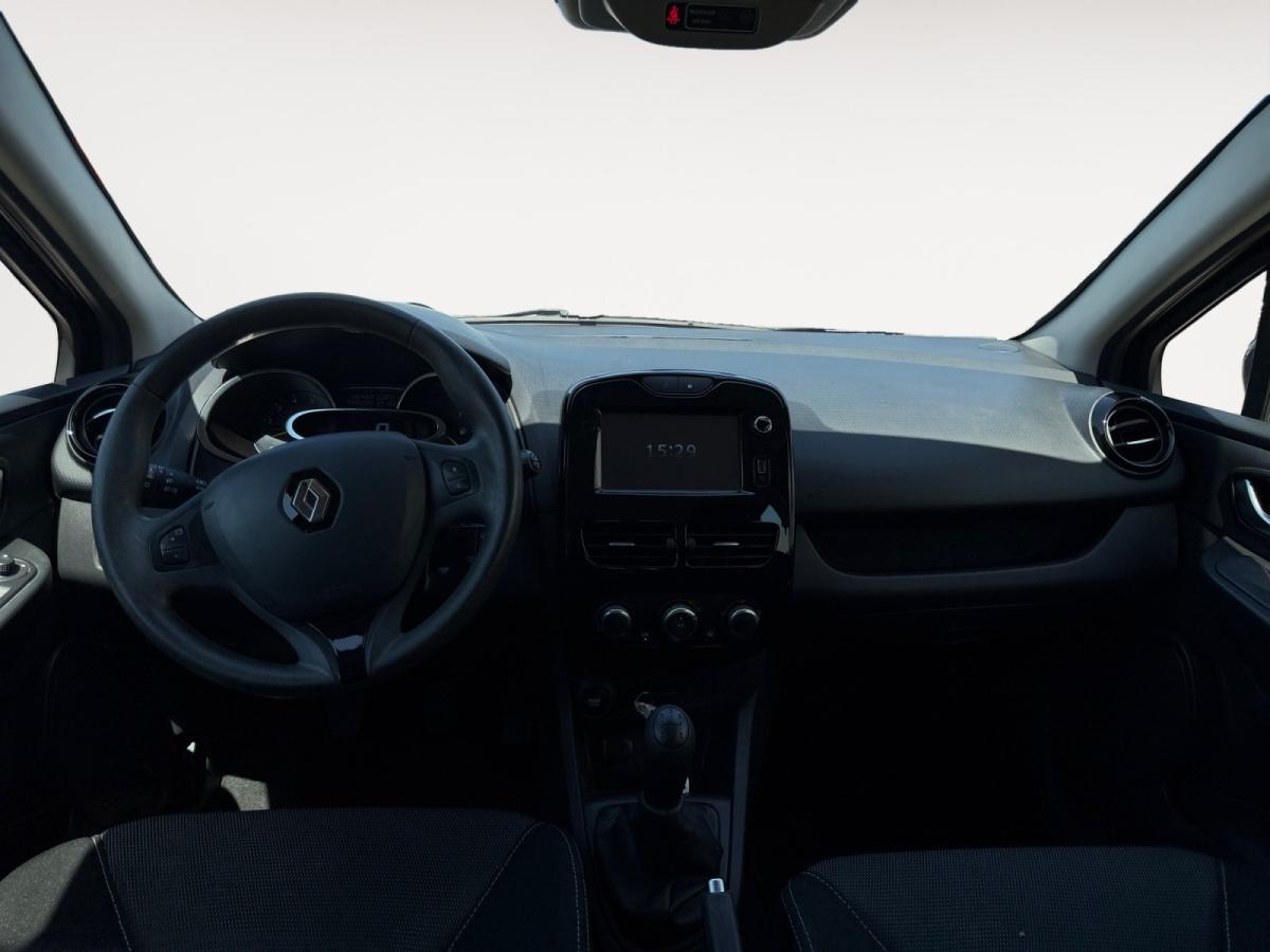 renault-clio-sport-tourer-2015-diesel-1461cc