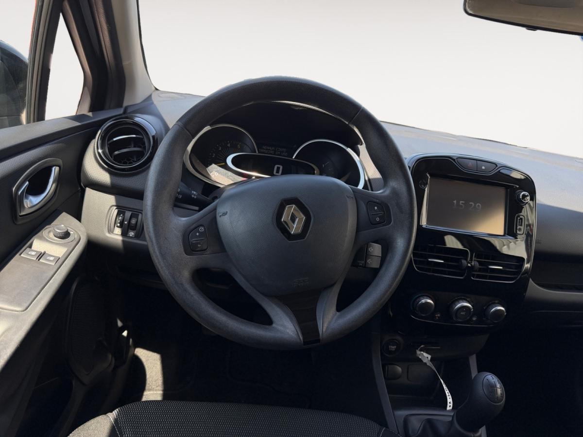 renault-clio-sport-tourer-2015-diesel-1461cc