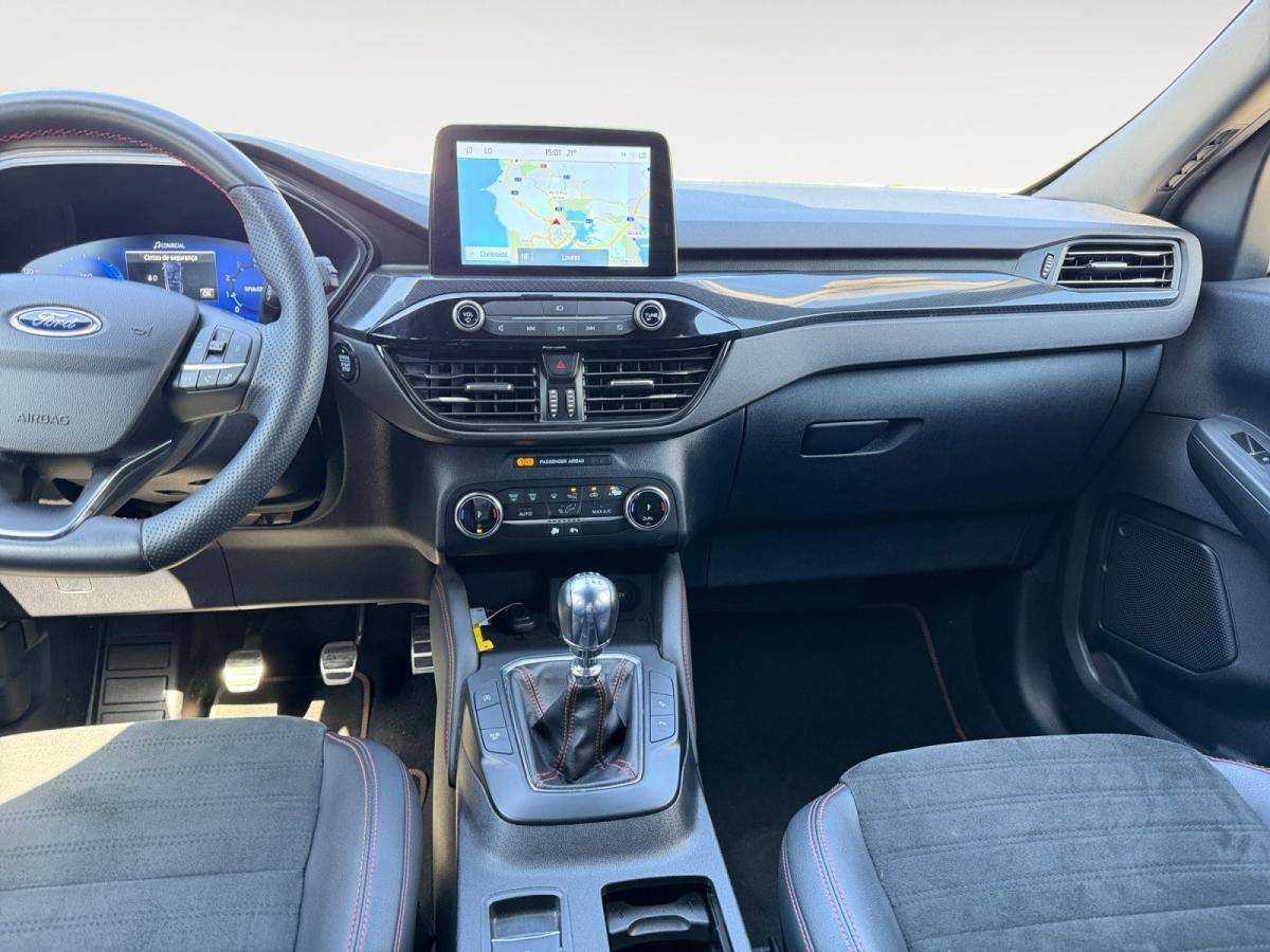 ford-kuga-2023-gasolina-1499cc