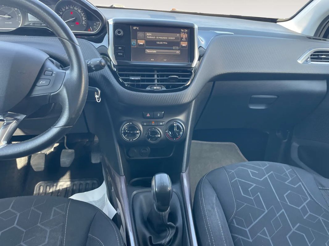 peugeot-2008-2016-gasolina-1199cc