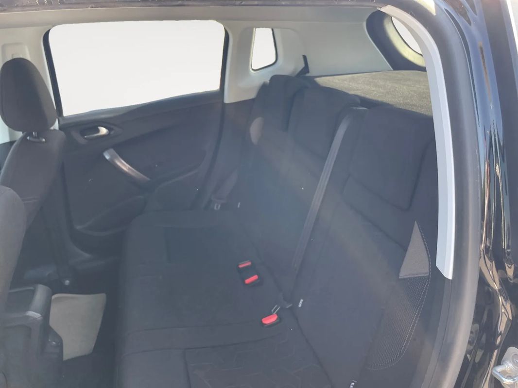 peugeot-2008-2016-gasolina-1199cc