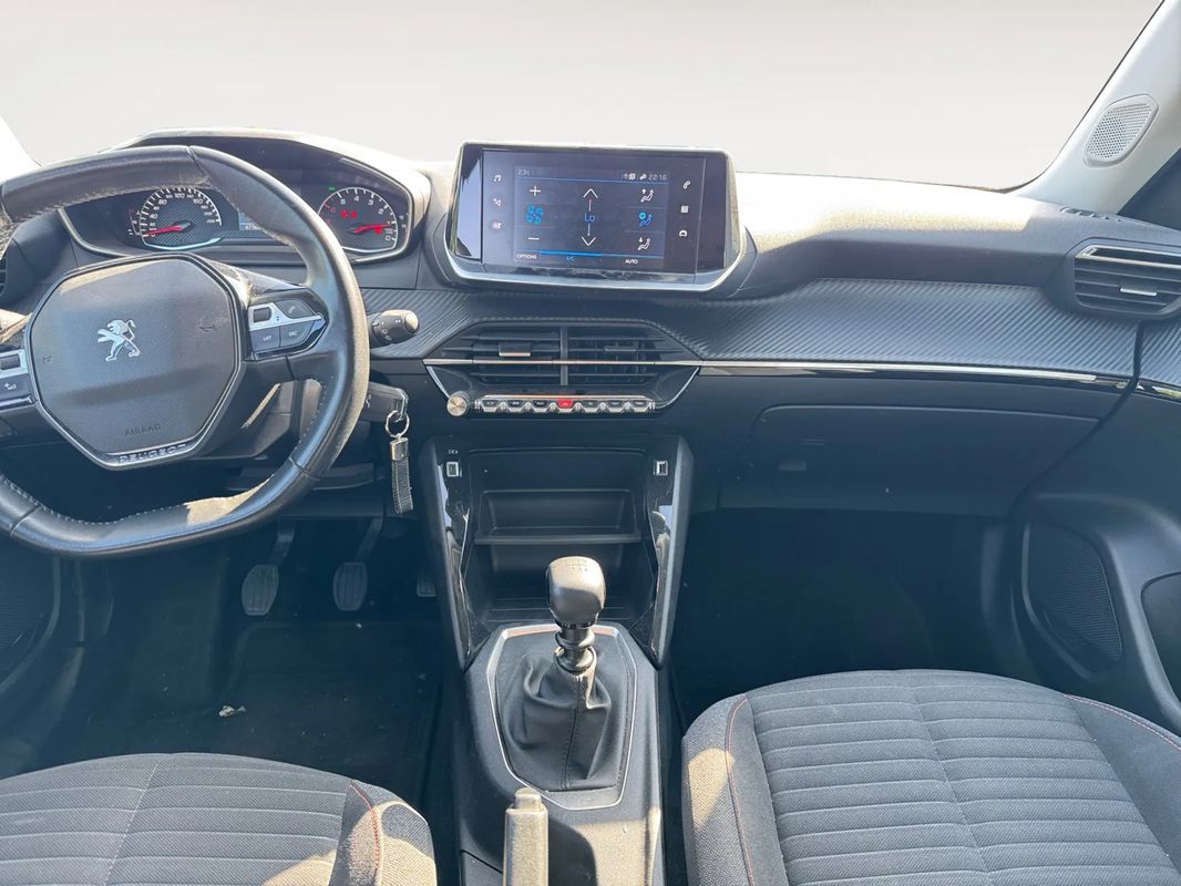 peugeot-2008-2021-gasolina-1199cc