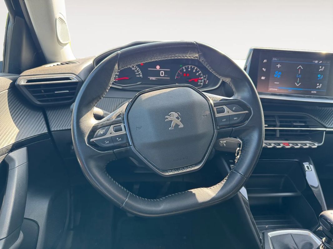 peugeot-2008-2021-gasolina-1199cc
