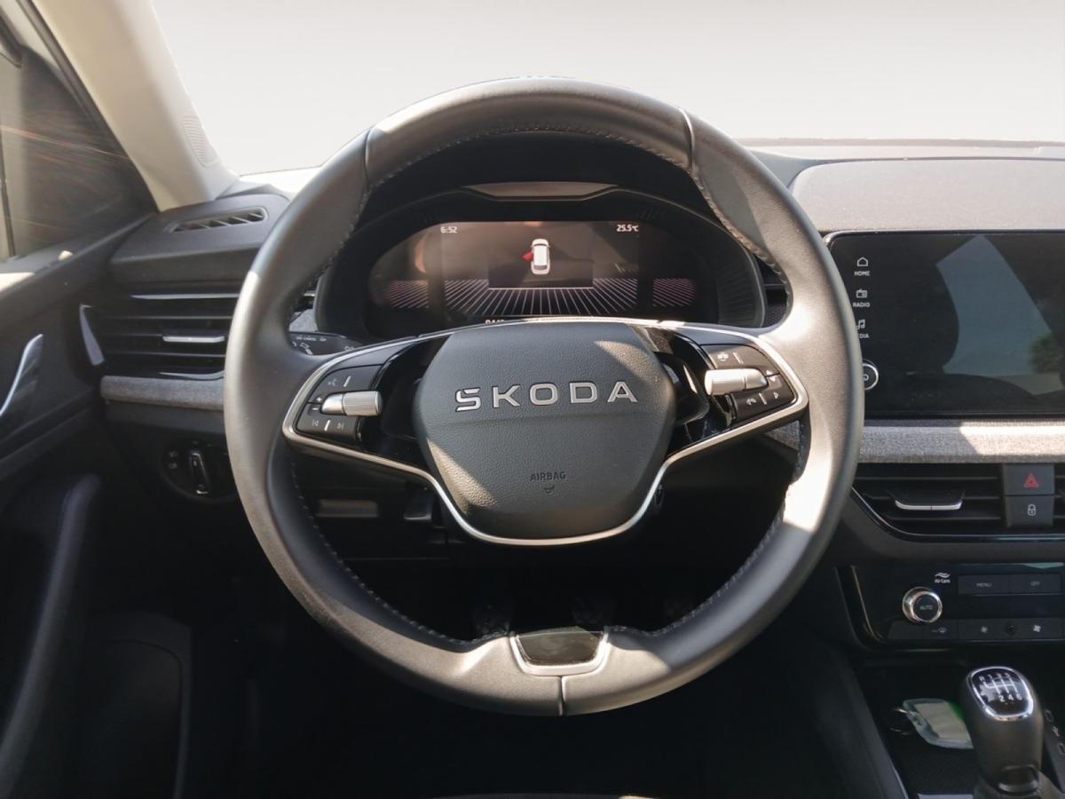 skoda-kamiq-2025-gasolina-999cc