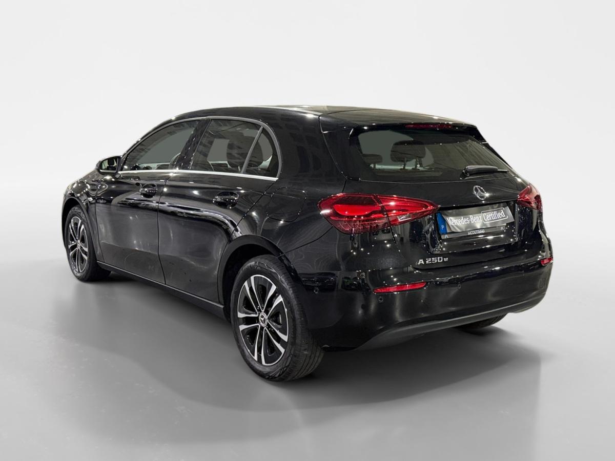 mercedes-benz-classe-a-2025-hibrido-a-gasolina-1332cc