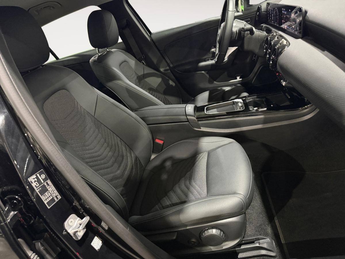 mercedes-benz-classe-a-2025-hibrido-a-gasolina-1332cc