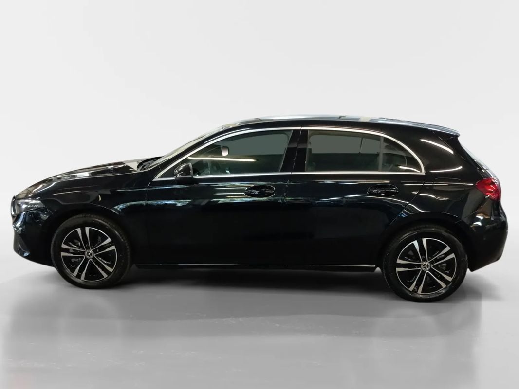 mercedes-benz-classe-a-2024-hibrido-a-gasolina-1332cc