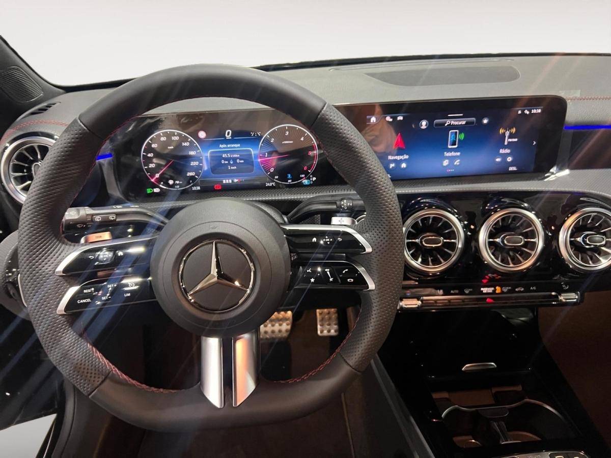 mercedes-benz-cla-2025-diesel-1950cc
