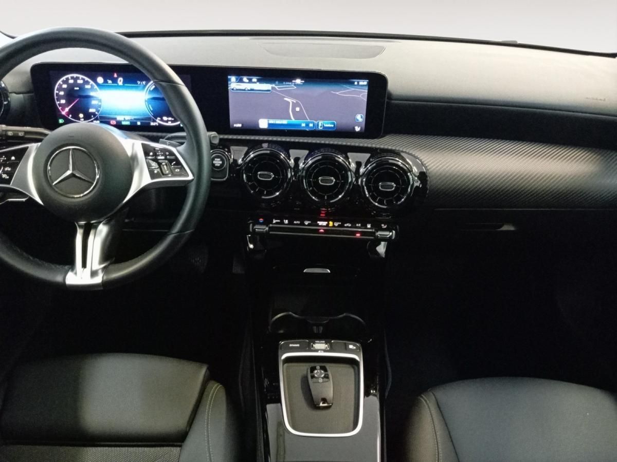 mercedes-benz-classe-a-2024-hibrido-a-gasolina-1332cc
