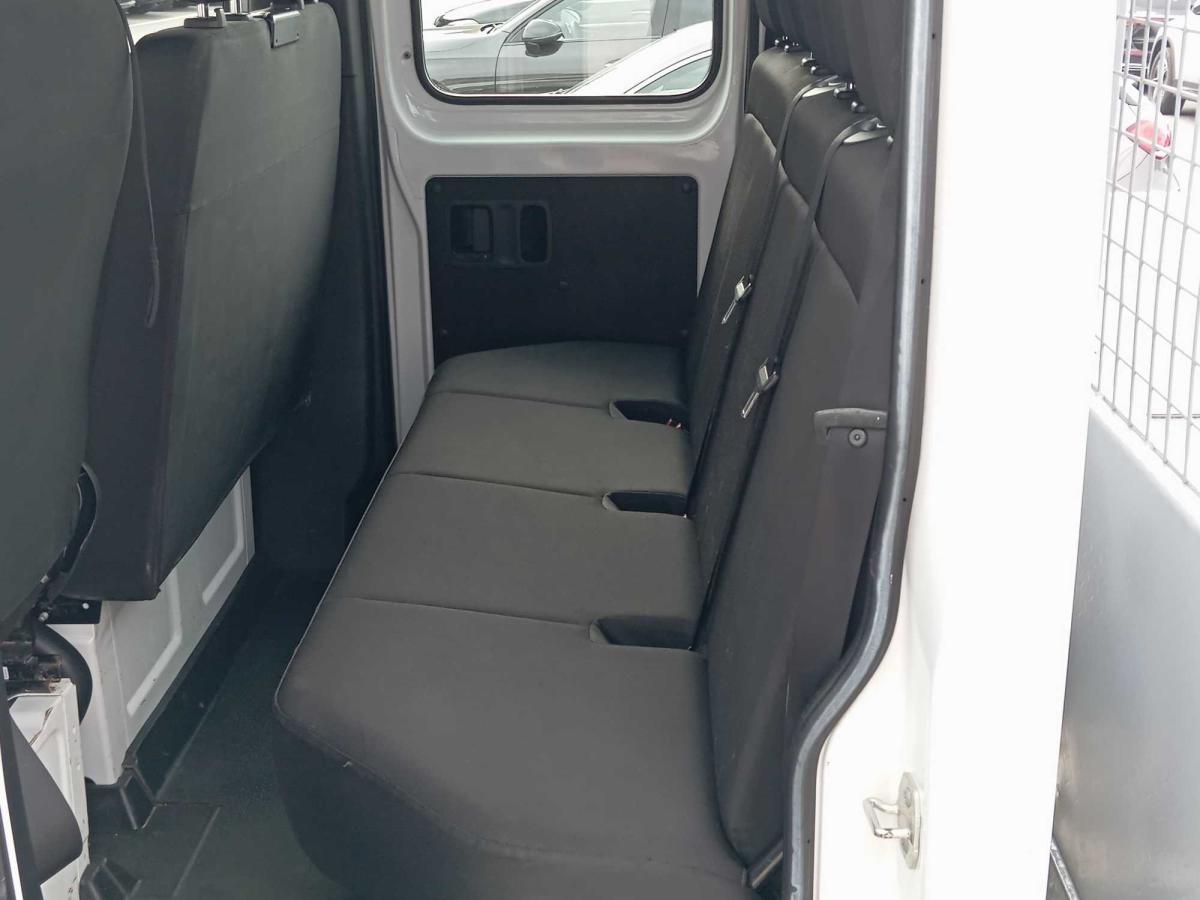 mercedes-benz-sprinter-2023-diesel-1950cc