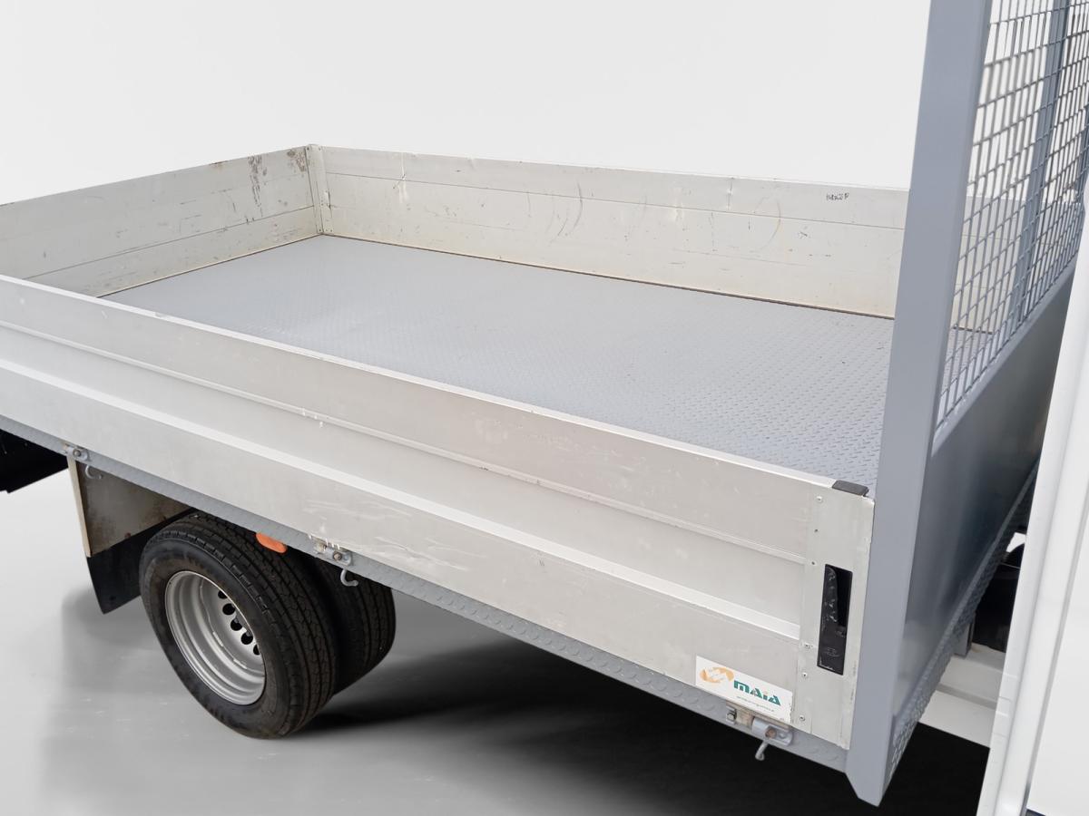 mercedes-benz-sprinter-2023-diesel-1950cc