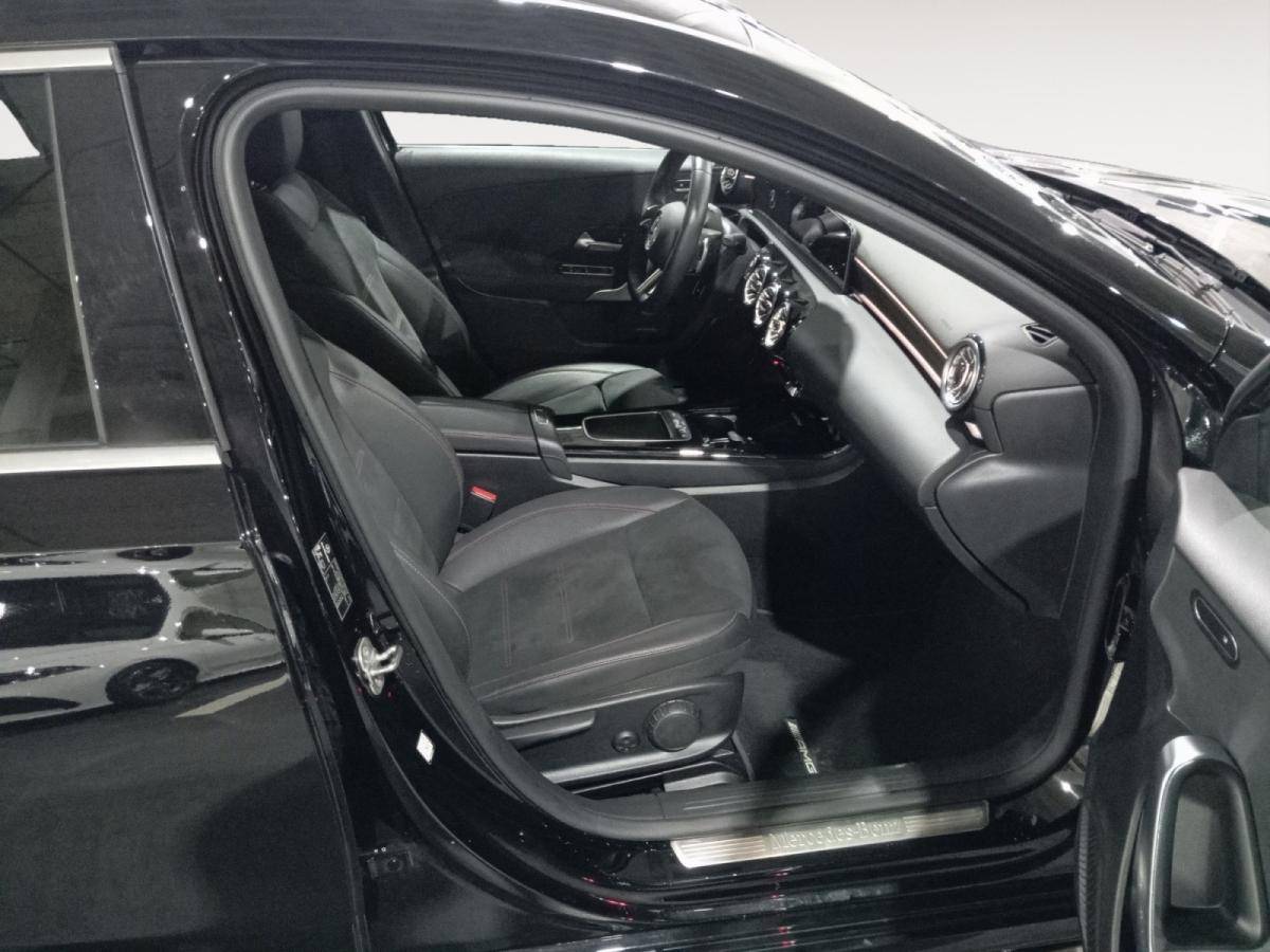 mercedes-benz-classe-a-2024-gasolina-1332cc