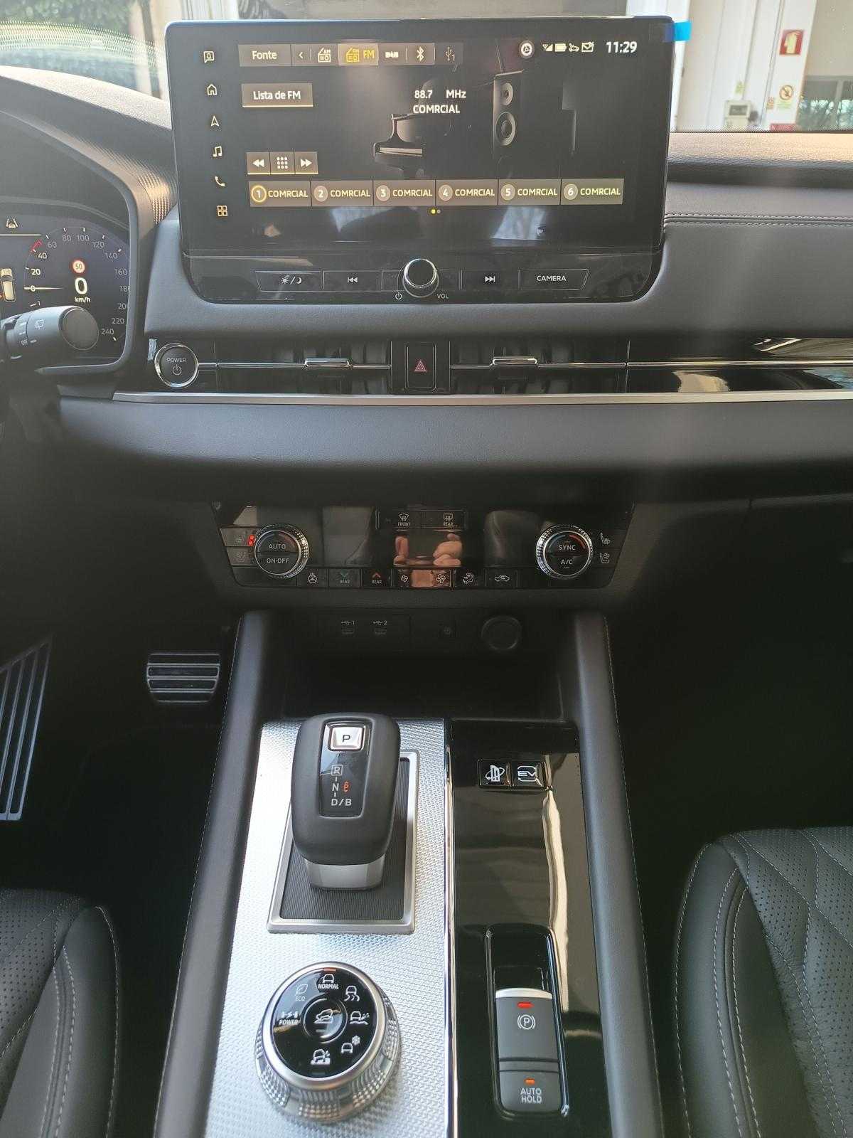 mitsubishi-outlander-2025-hibrido-a-gasolina-2360cc