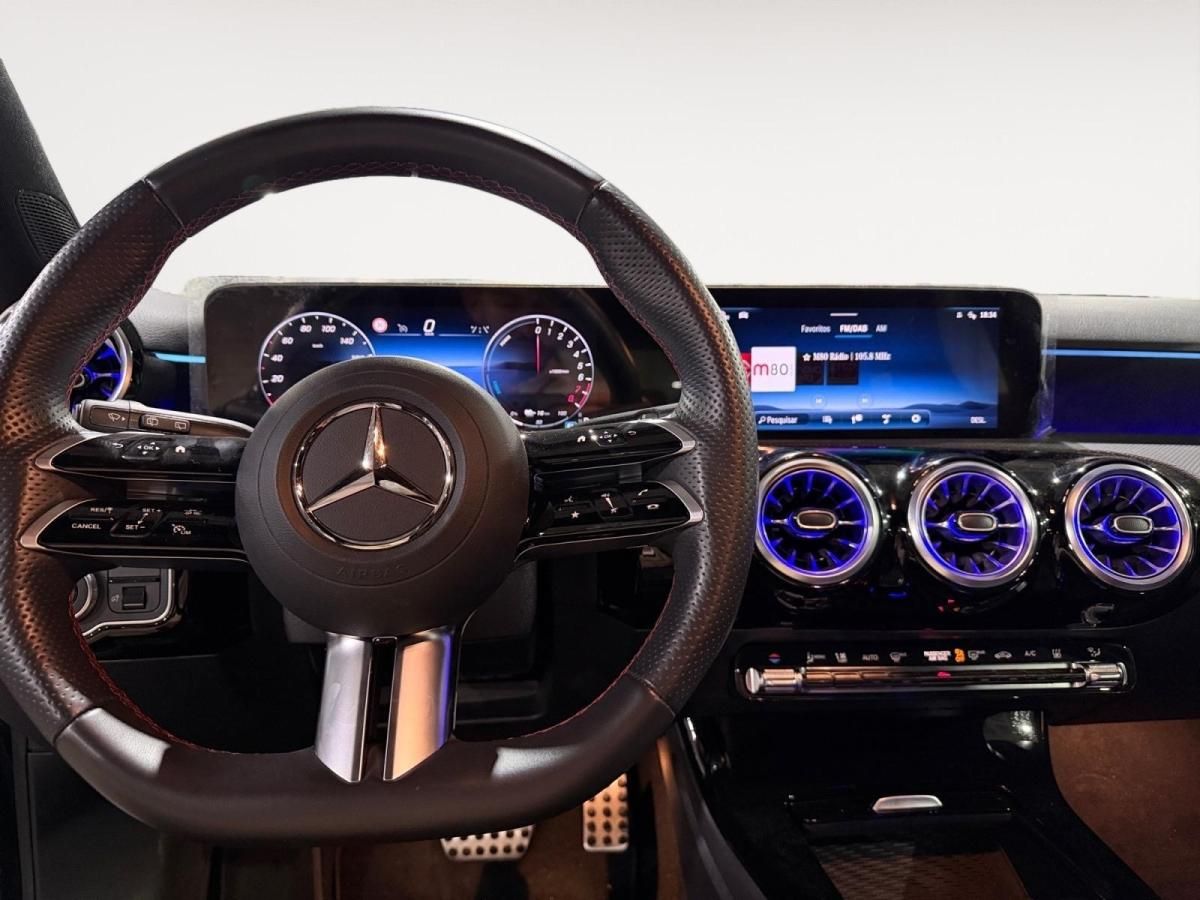 mercedes-benz-classe-a-2024-hibrido-a-gasolina-1332cc