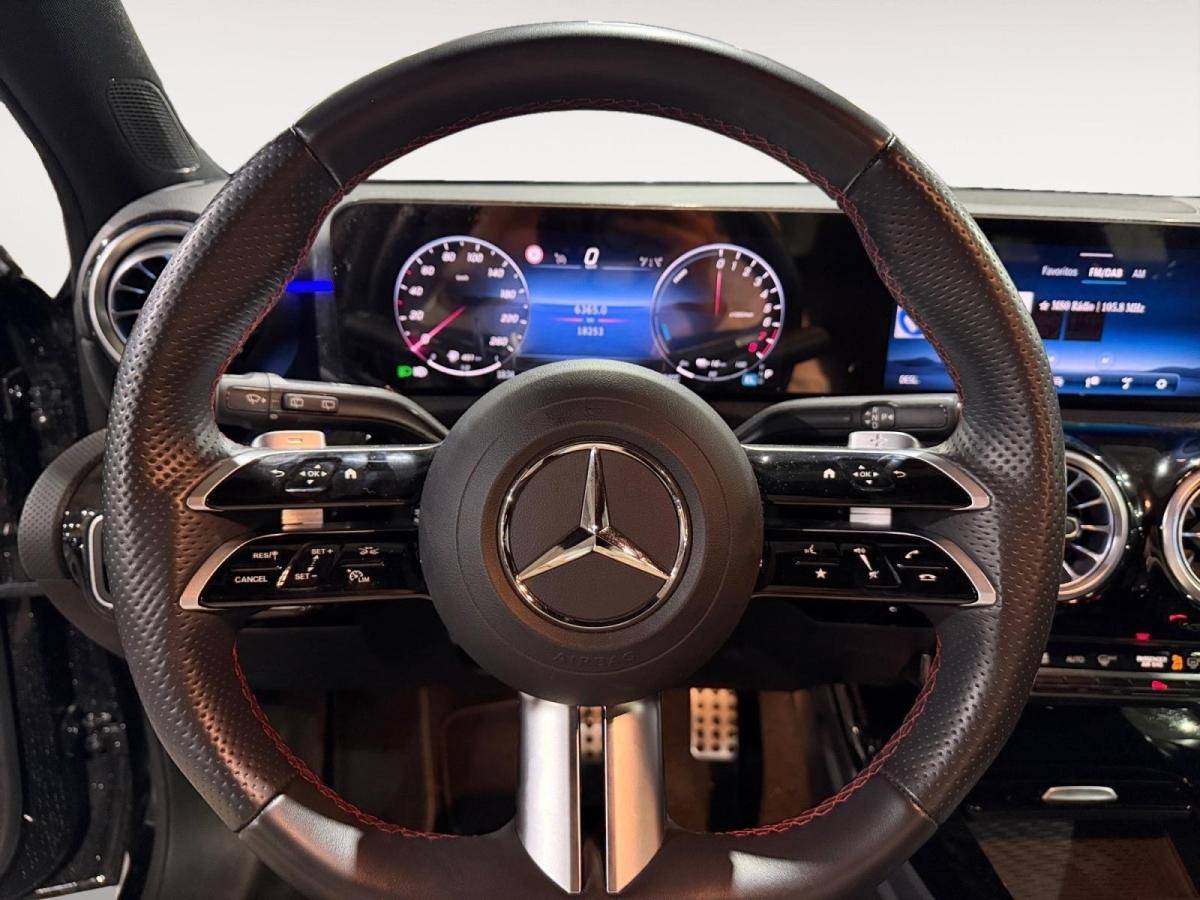 mercedes-benz-classe-a-2024-hibrido-a-gasolina-1332cc