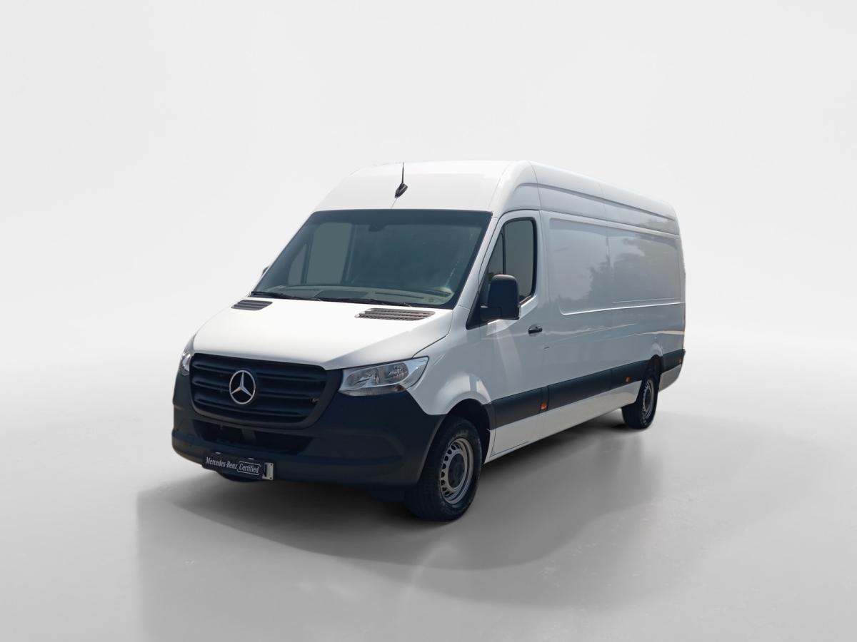 mercedes-benz-sprinter-2023-diesel-1950cc