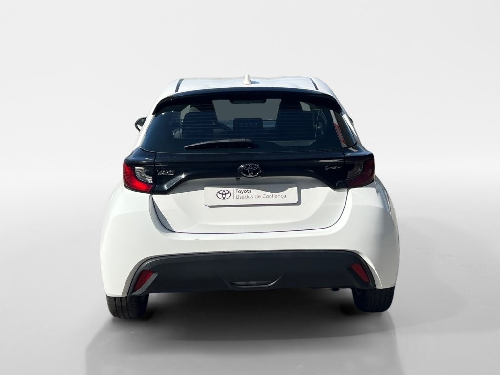 toyota-yaris-2024-gasolina-1490cc
