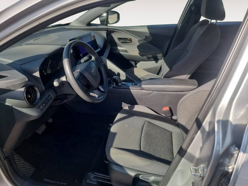 toyota-c-hr-2024-hibrido-a-gasolina-1798cc