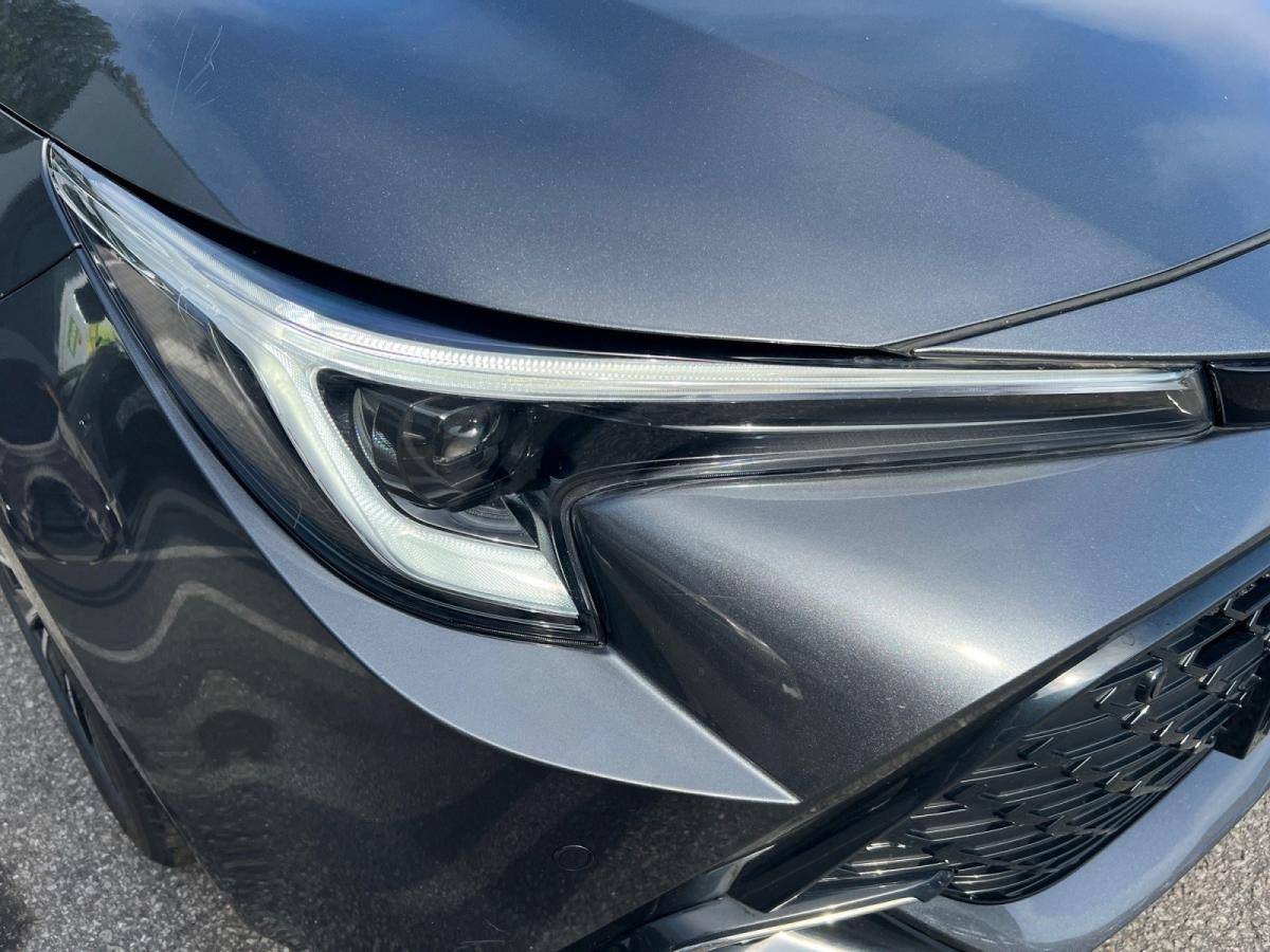 toyota-corolla-2024-hibrido-a-gasolina-1798cc