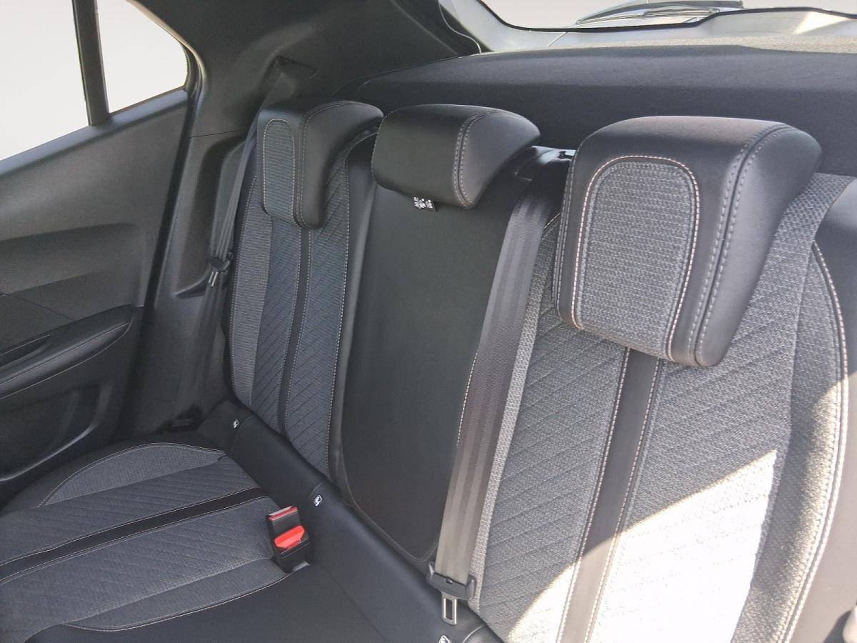 peugeot-2008-2025-hibrido-a-gasolina-1199cc