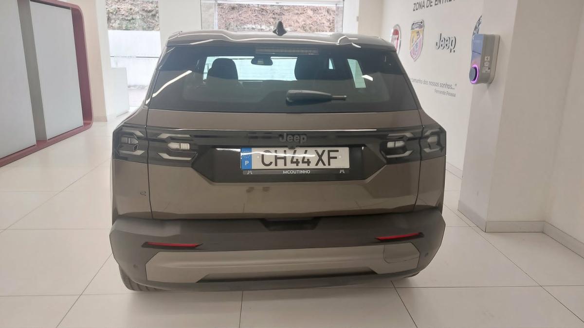 jeep-compass-2026-hibrido-a-gasolina-1596cc