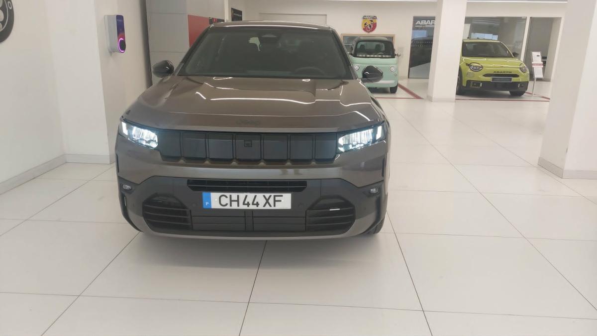 jeep-compass-2026-hibrido-a-gasolina-1596cc