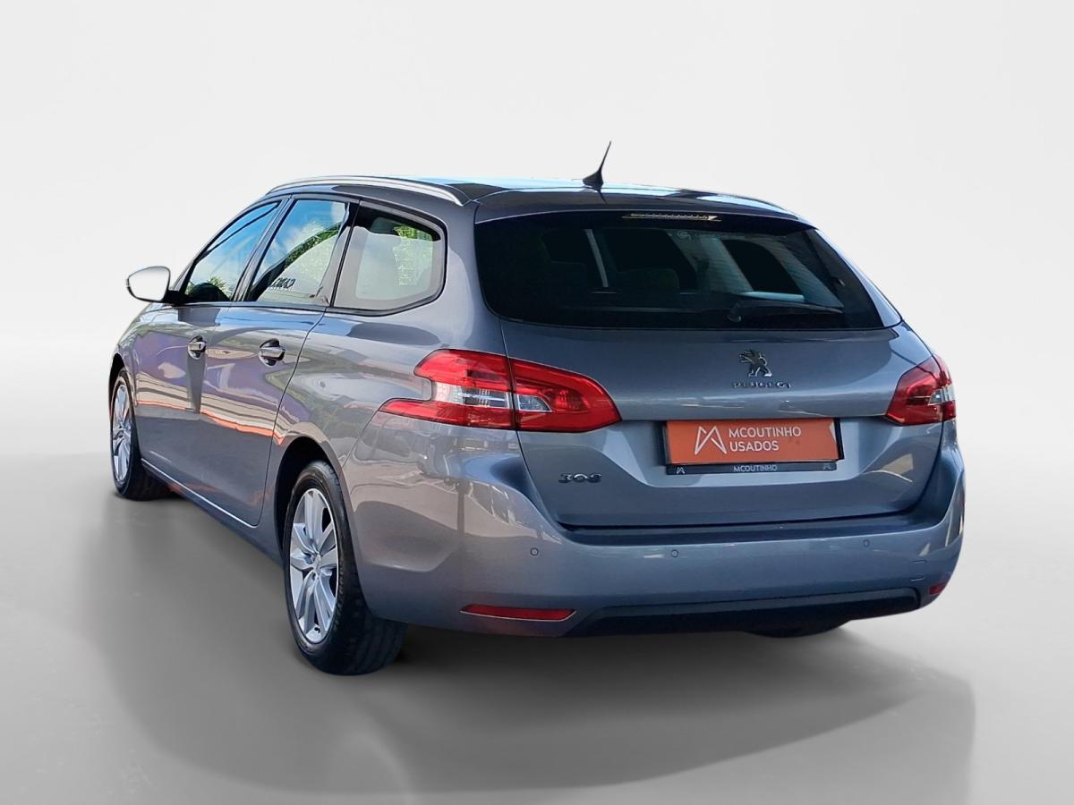 peugeot-308-sw-2015-gasolina-1199cc