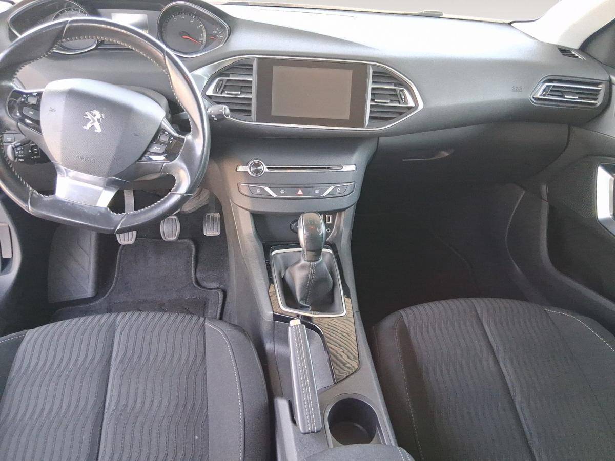 peugeot-308-sw-2015-gasolina-1199cc