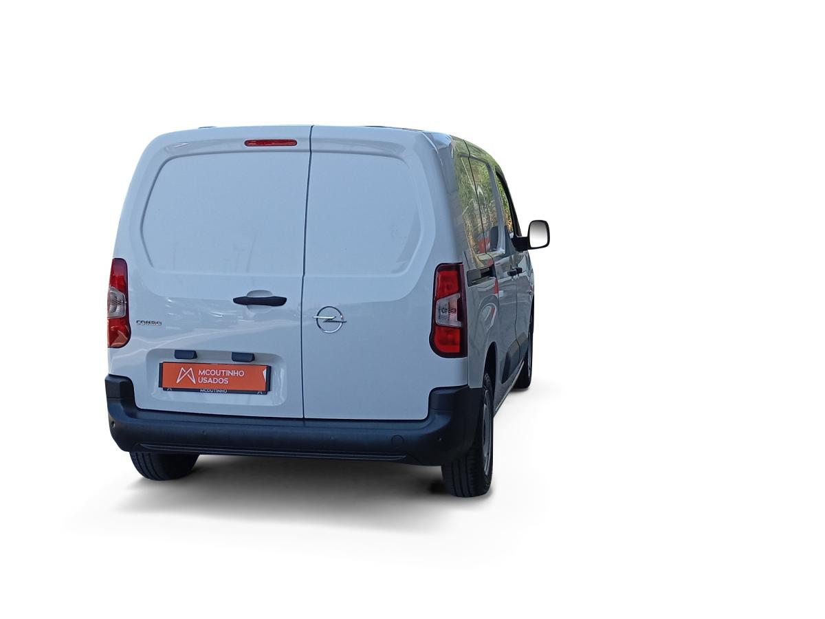 opel-combo-2025-diesel-1499cc