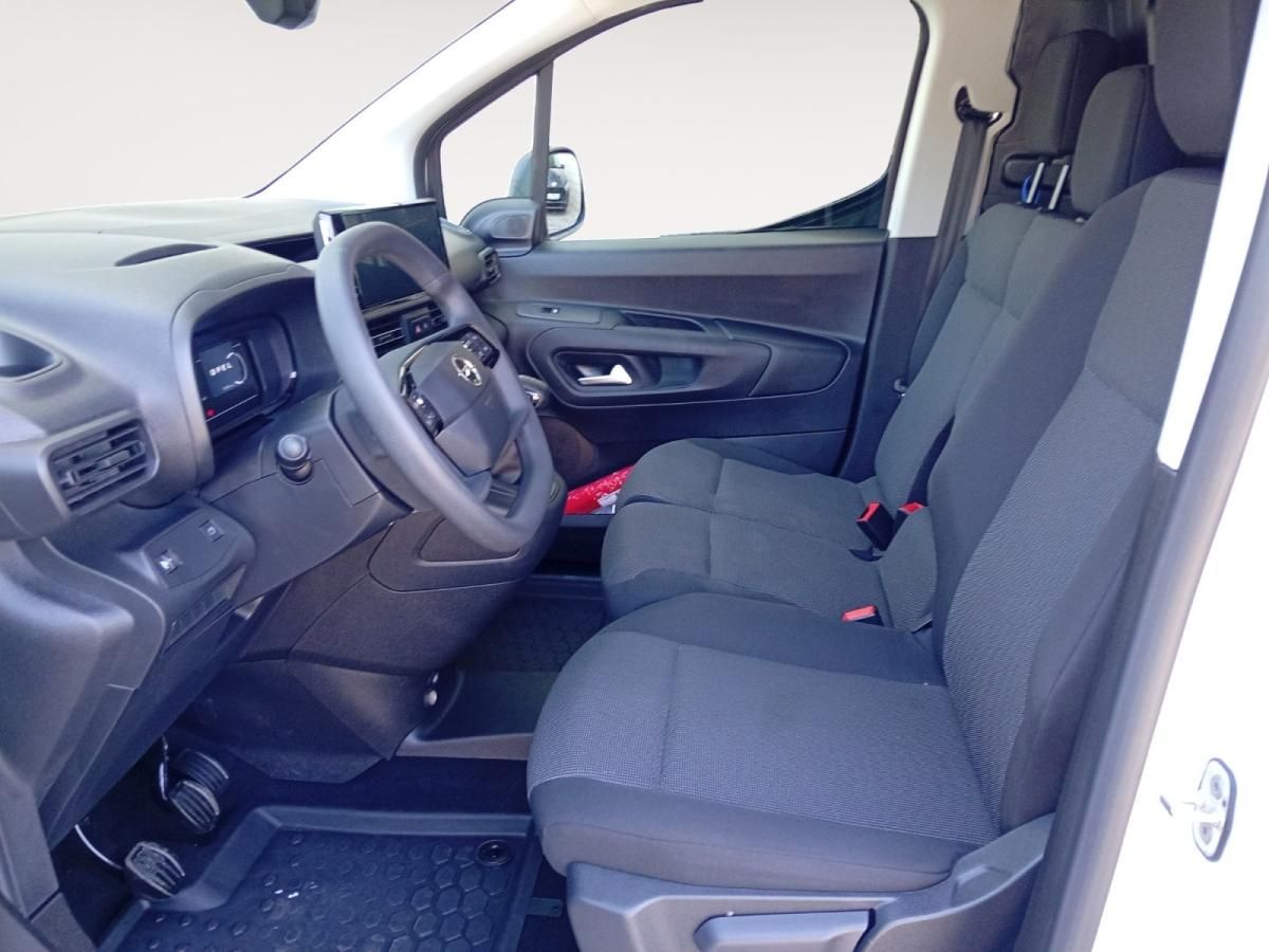 opel-combo-2025-diesel-1499cc