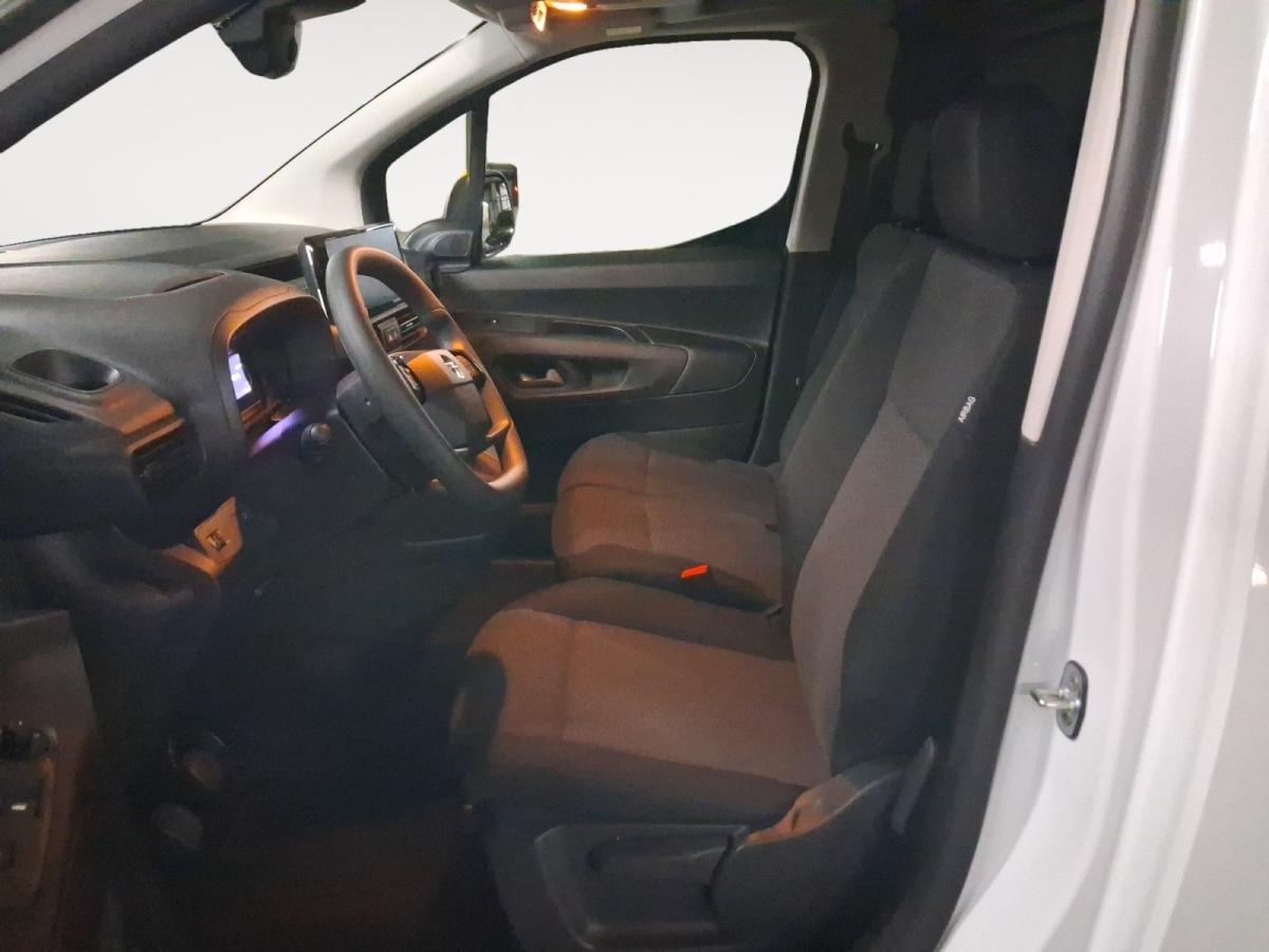 opel-combo-2026-diesel-1499cc
